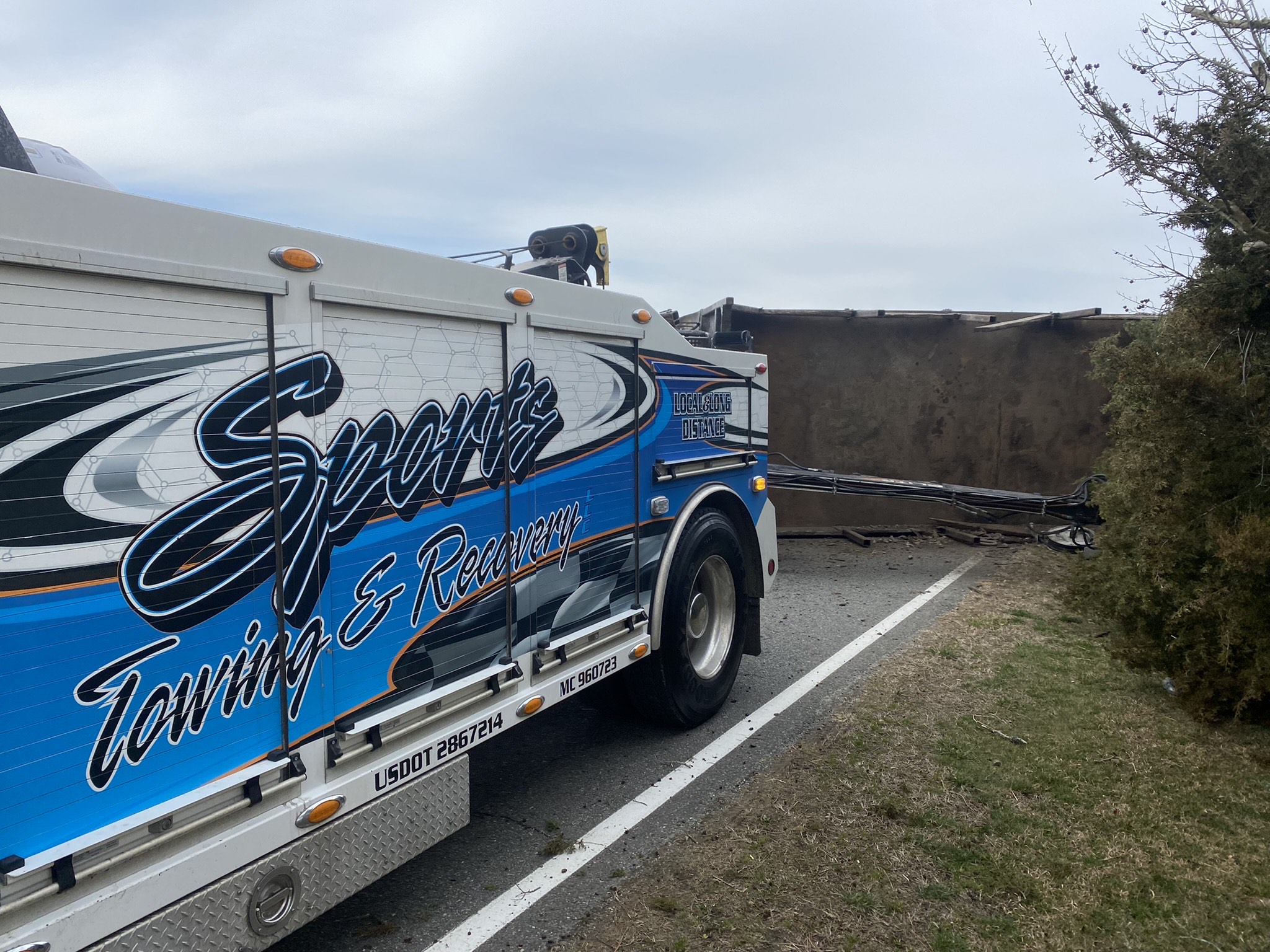 Sports Towing and Recovery hauling service